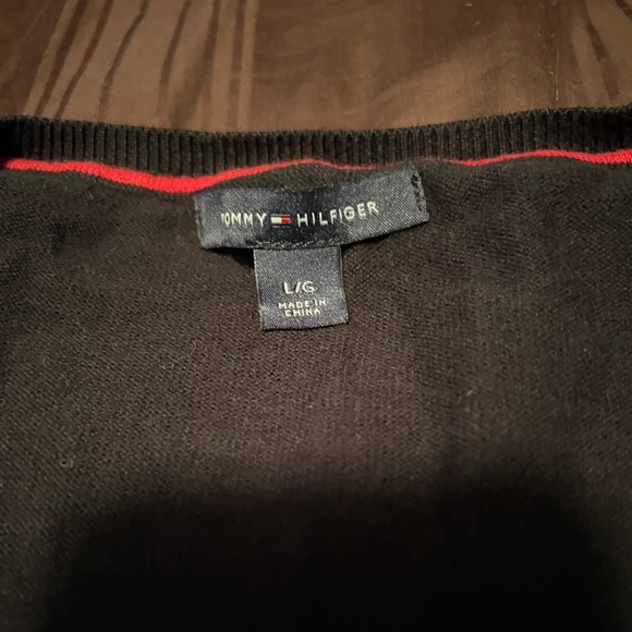 Tommy Hilfiger Sweater - Picture 5 of 5